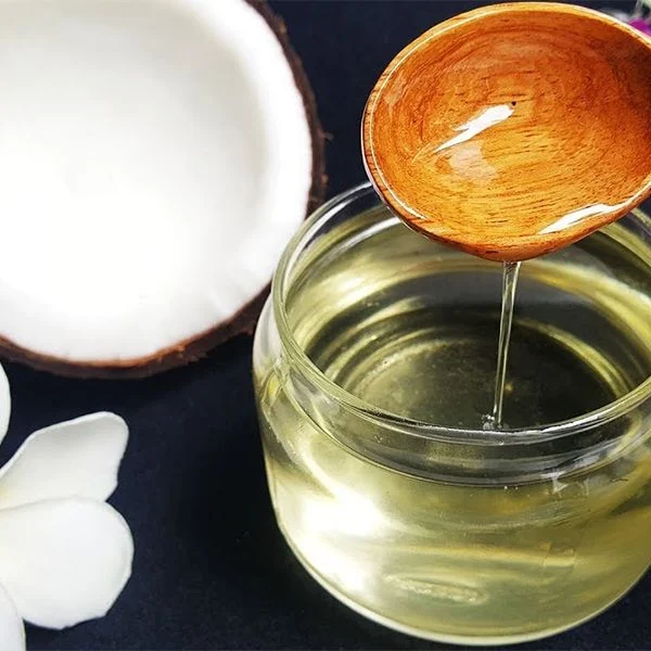 5 CÁCH TRỊ GÀU BẰNG DẦU DỪA CỰC HIỆU QUẢ TẠI NHÀ MÀ AI CŨNG CÓ THỂ ÁP DỤNG